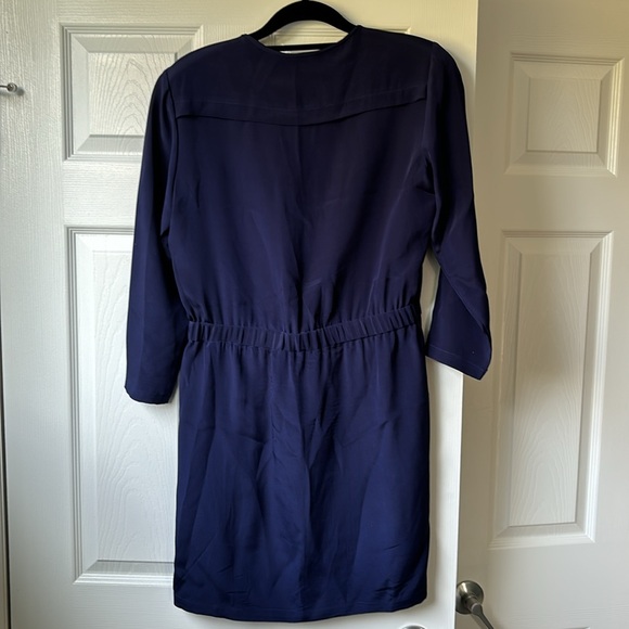 Theory navy size 10 dress with gold zipper detail - Picture 2 of 3